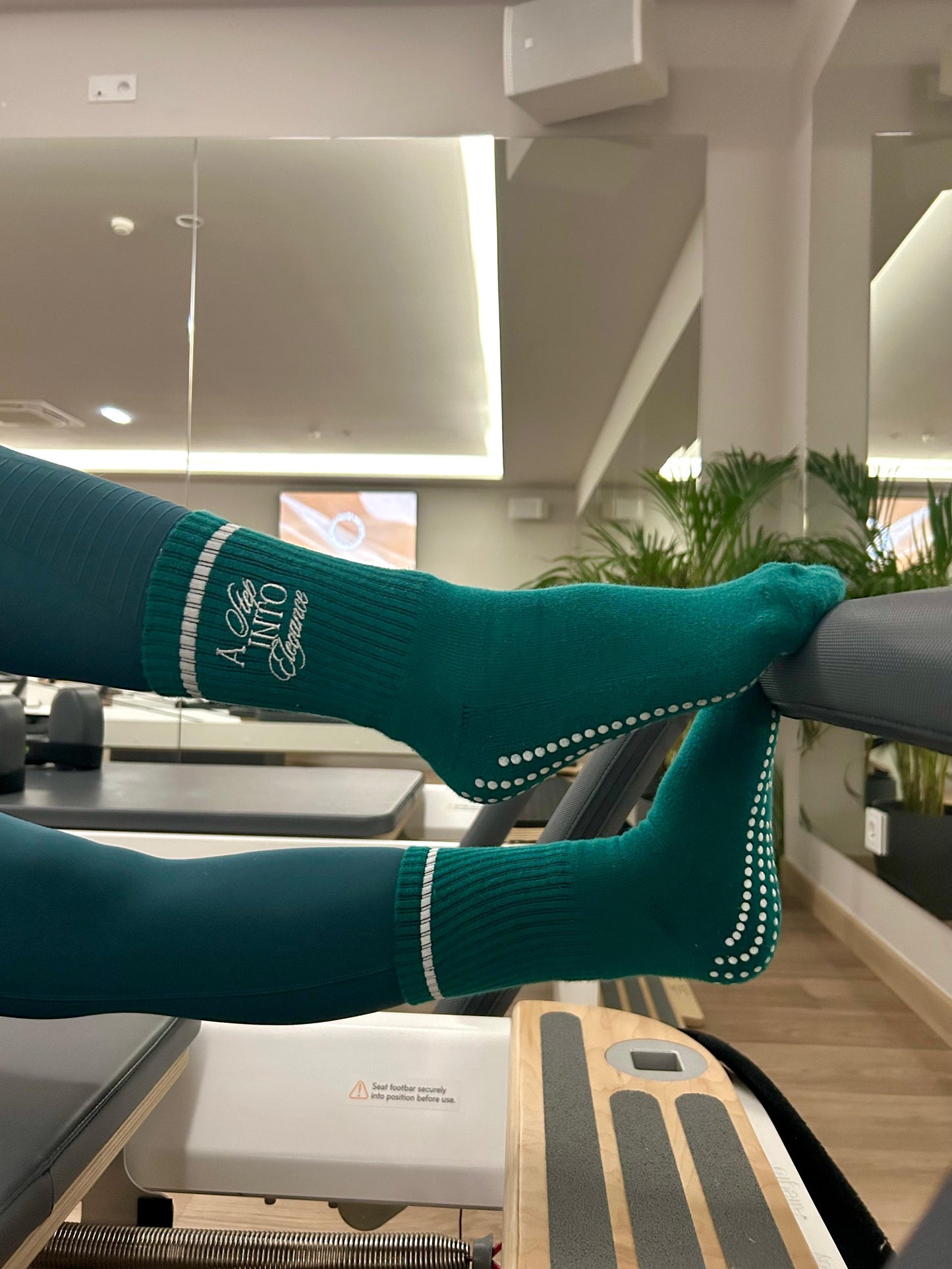 The Elegance - Chaussettes Antidérapantes de Pilates Allure Community